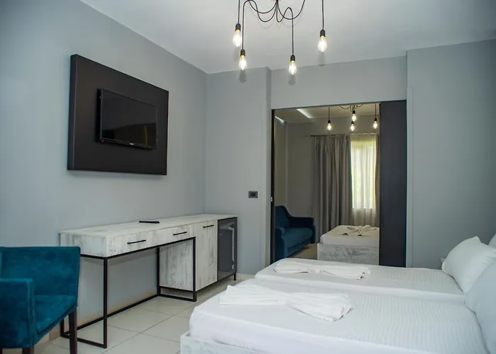 Diamma Golem (Tirana)